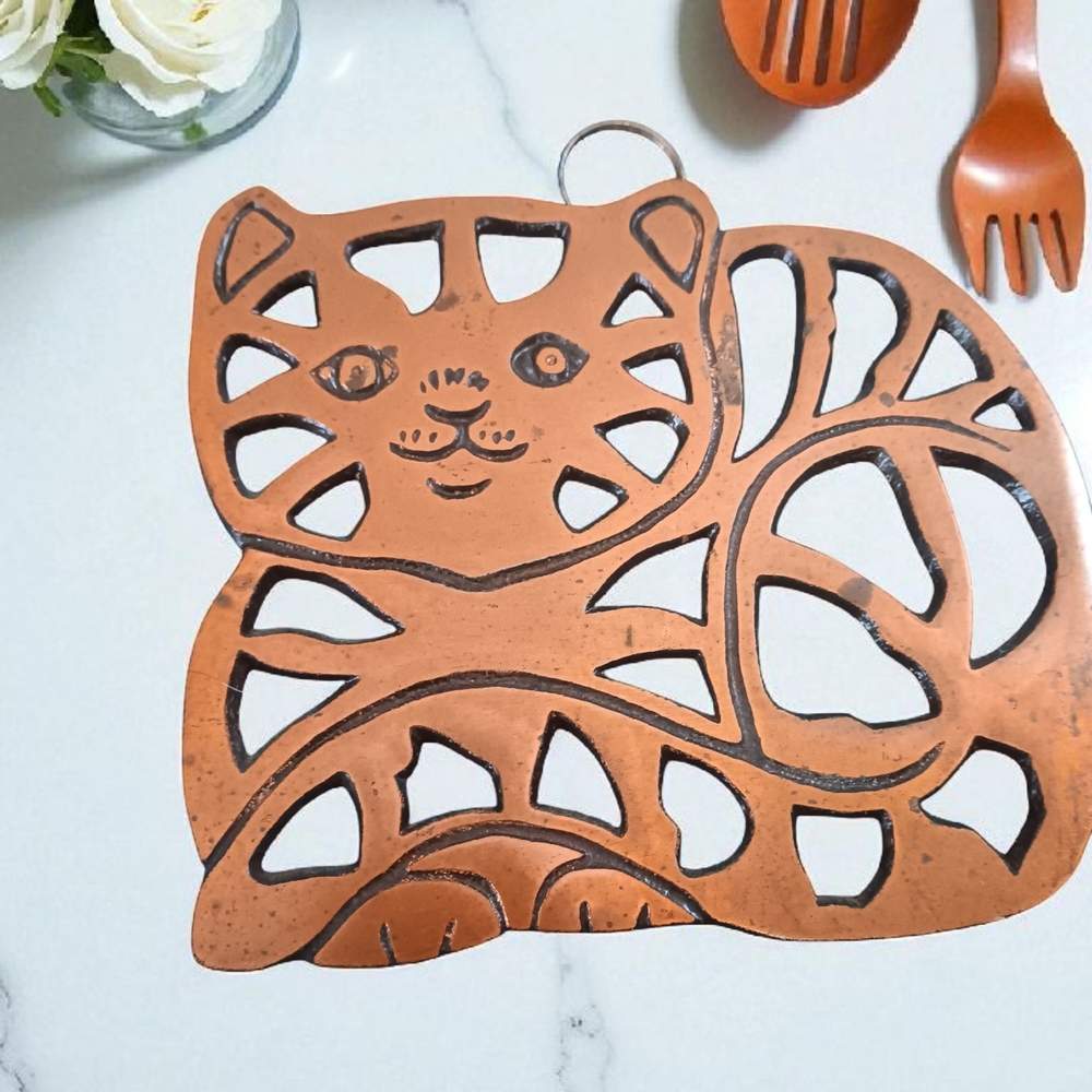 Copper Cat Trivet